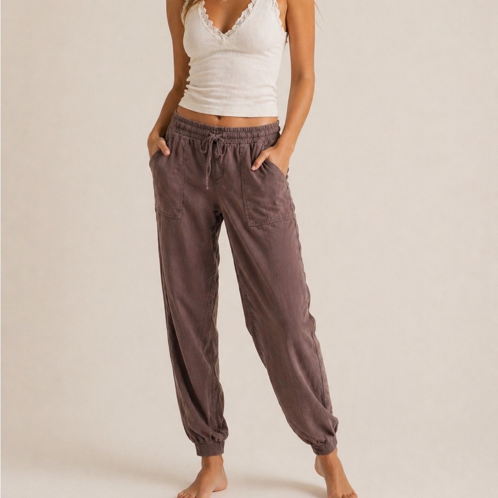Relaxed Jogger Pants in Brown-Anthropologie